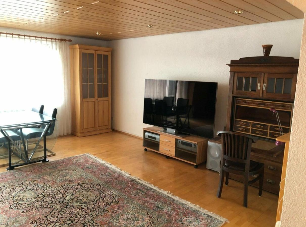 Wohnung Fuer 4 Personen, 2 Schlafzimmer, 2 Parkplaetze, Wlan Konstanz Buitenkant foto