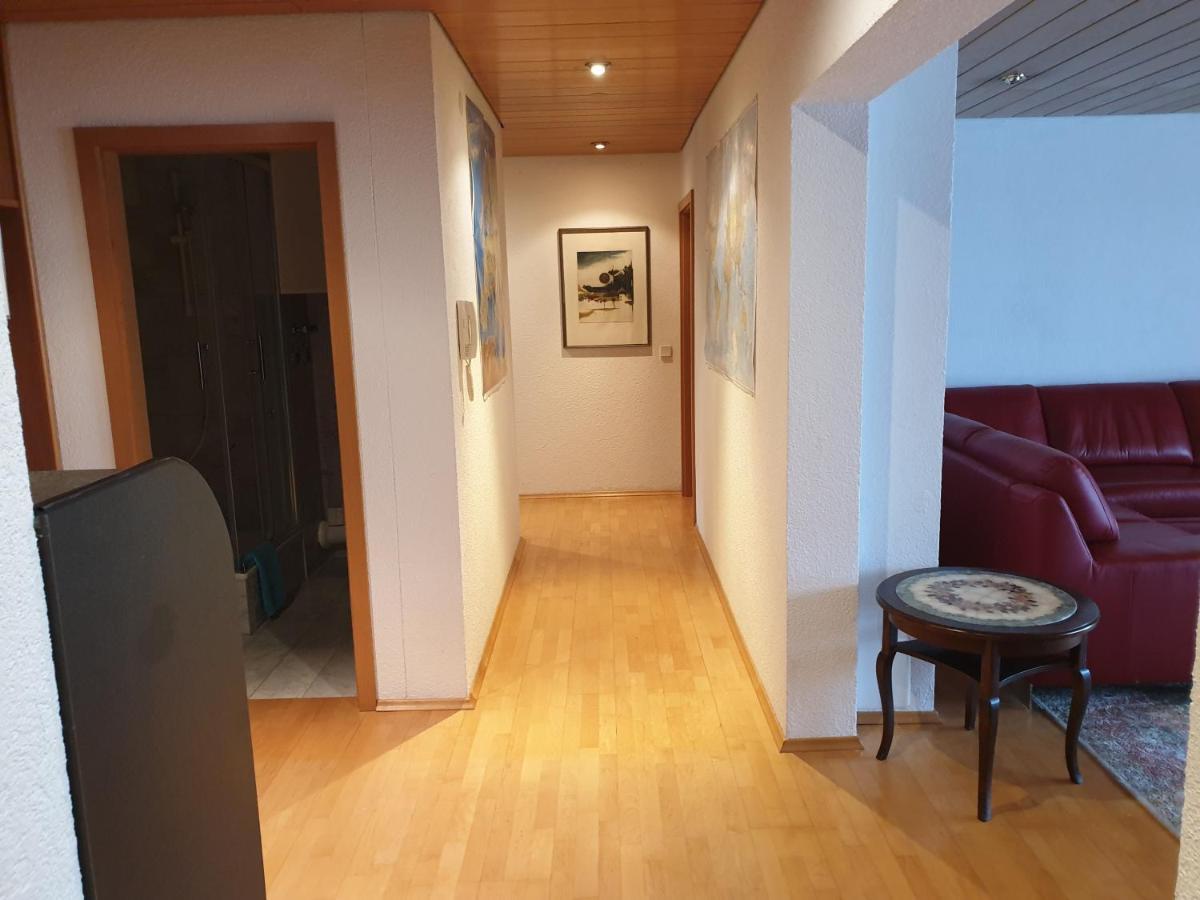 Wohnung Fuer 4 Personen, 2 Schlafzimmer, 2 Parkplaetze, Wlan Konstanz Buitenkant foto