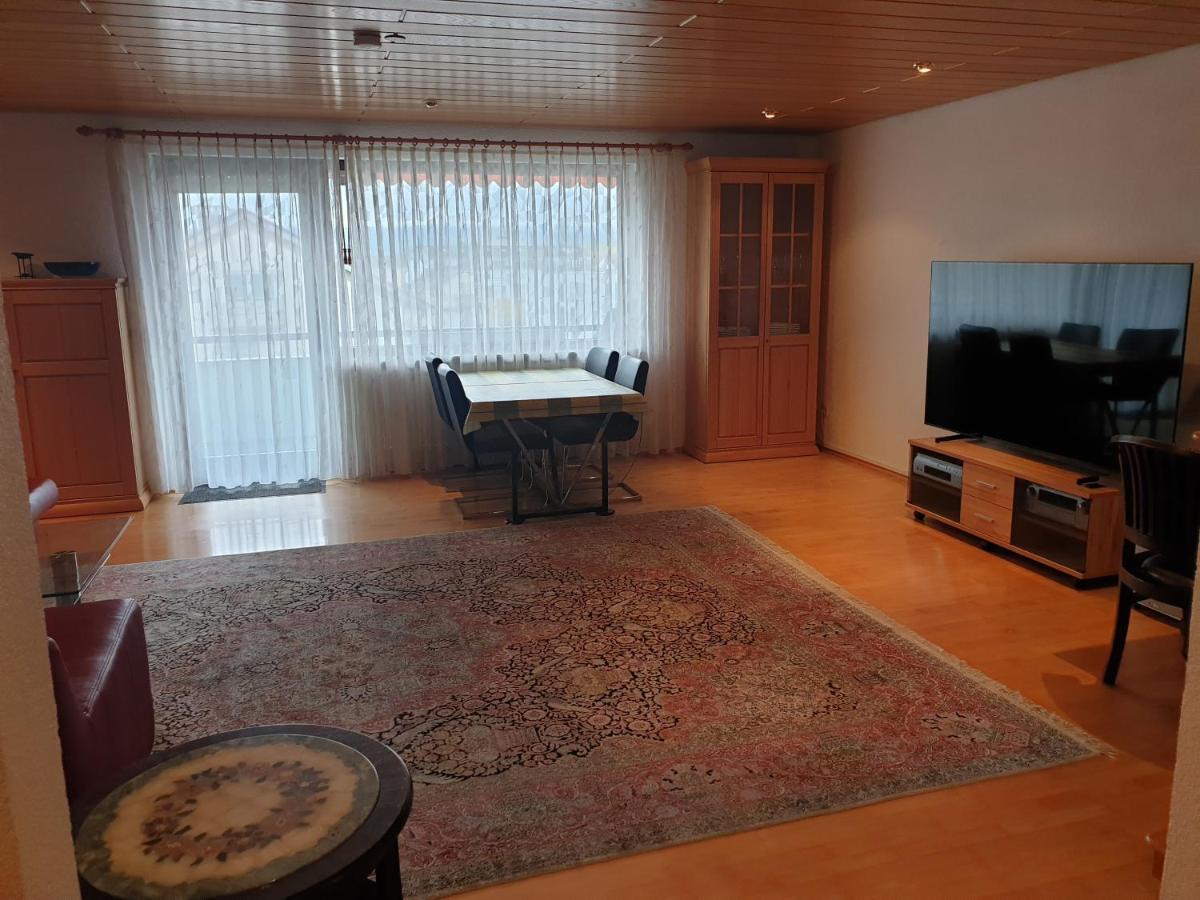 Wohnung Fuer 4 Personen, 2 Schlafzimmer, 2 Parkplaetze, Wlan Konstanz Buitenkant foto