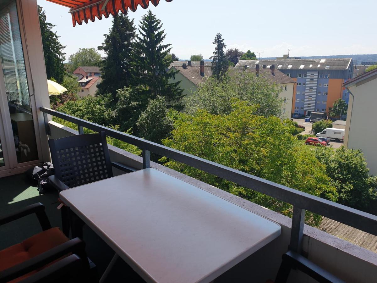 Wohnung Fuer 4 Personen, 2 Schlafzimmer, 2 Parkplaetze, Wlan Konstanz Buitenkant foto